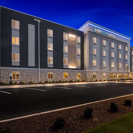 Everhome Suites Fayetteville Near Fort Bragg Exterior photo