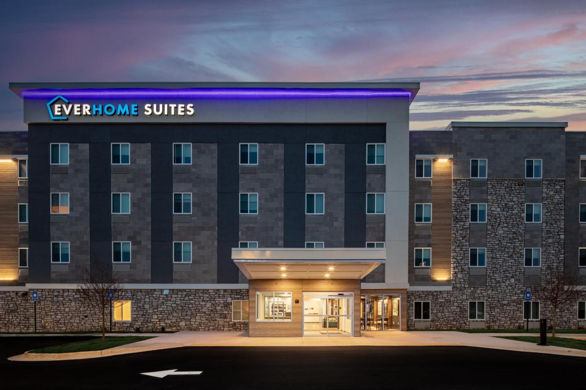 Everhome Suites Fayetteville Near Fort Bragg Exterior photo